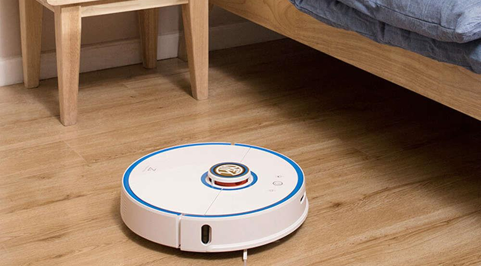 стильный робот-пылесос стильный робот-пылесос