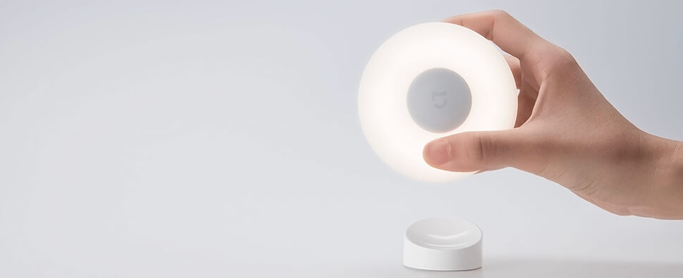 компактный ночник от Сяоми