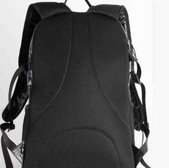 Рюкзак Xiaomi Ignite Sports Fashion Backpack, чёрный фото 2